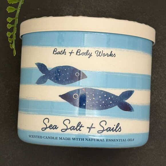 BBW Sea Salt & Sails Bath & Body Works 3 Wick Candle - Picture 5 of 10